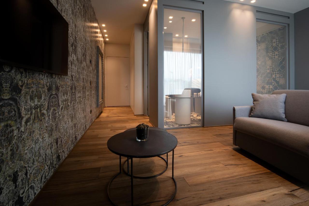 צ'יביטאנובה מארקה Piccola Maesta' Boutique Rooms מראה חיצוני תמונה