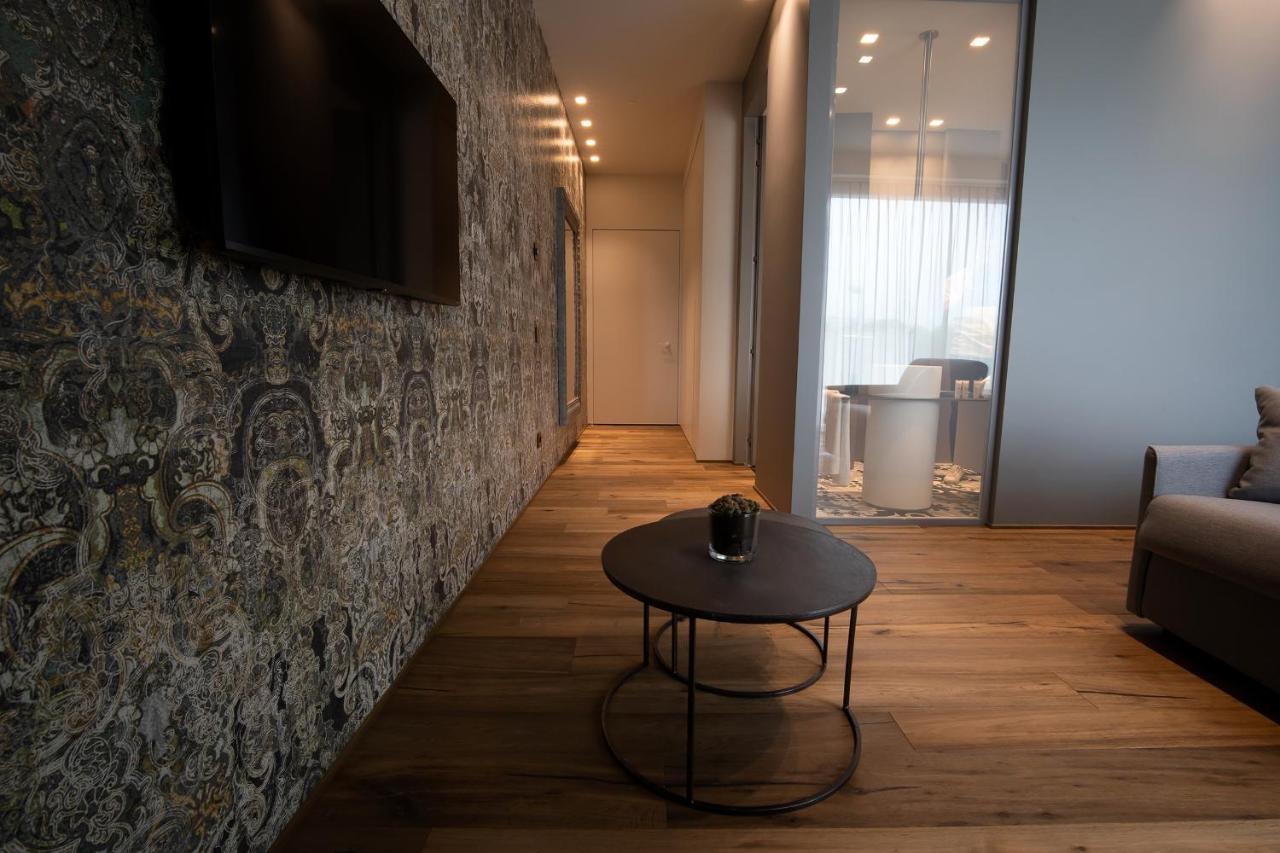 צ'יביטאנובה מארקה Piccola Maesta' Boutique Rooms מראה חיצוני תמונה